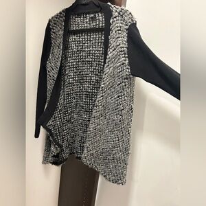 Club Monaco Black and Gray Open-Front Sweater